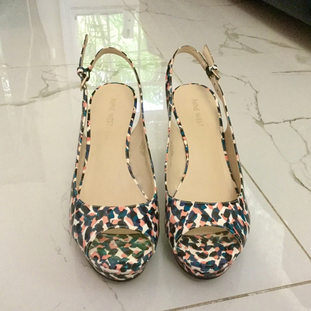 Colorful 3 in. sandals, 1/2 in. platform size 9.5